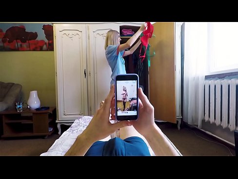 ❤️ O Stepsister fez seu irmão vir logo antes de sua mãe voltar para casa ❤❌ Porno porno em nós ❤